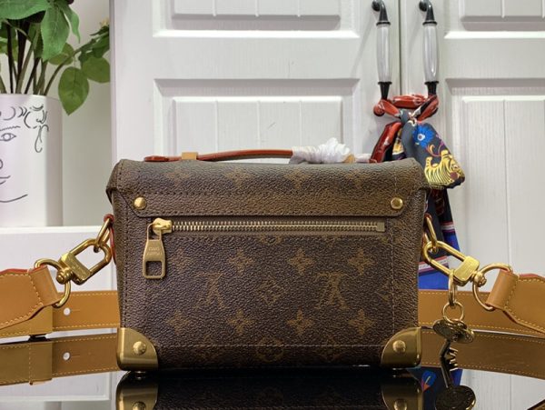 LOUIS VUITTON モノグラム ソウルトランク 2WAYショルダー ブラウン M11535 メンズ モノグラムダストキャンバス ハンドバッグ 超N品 - 画像 (8)