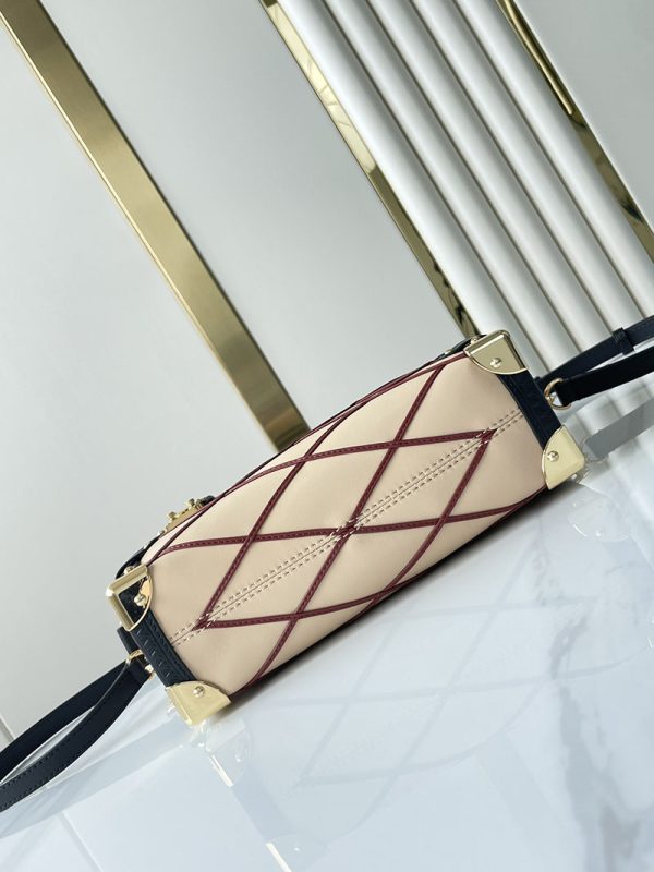 LOUIS VUITTON サイドトランク MM M24403 ベージュ/レッド 超N品 斜めがけバッグ レディース ルイヴィトンバッグ人気順 - 画像 (7)