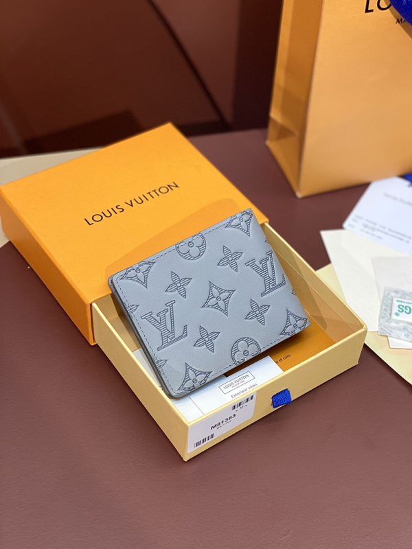 LOUIS VUITTON モノグラムシャドウ ポルトフォイユミュルティプル M81383 グレー 二つ折り財布 超N品 - 画像 (9)