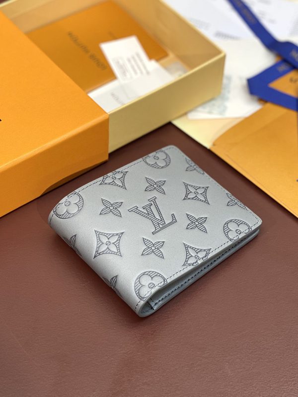 LOUIS VUITTON モノグラムシャドウ ポルトフォイユミュルティプル M81383 グレー 二つ折り財布 超N品 - 画像 (8)