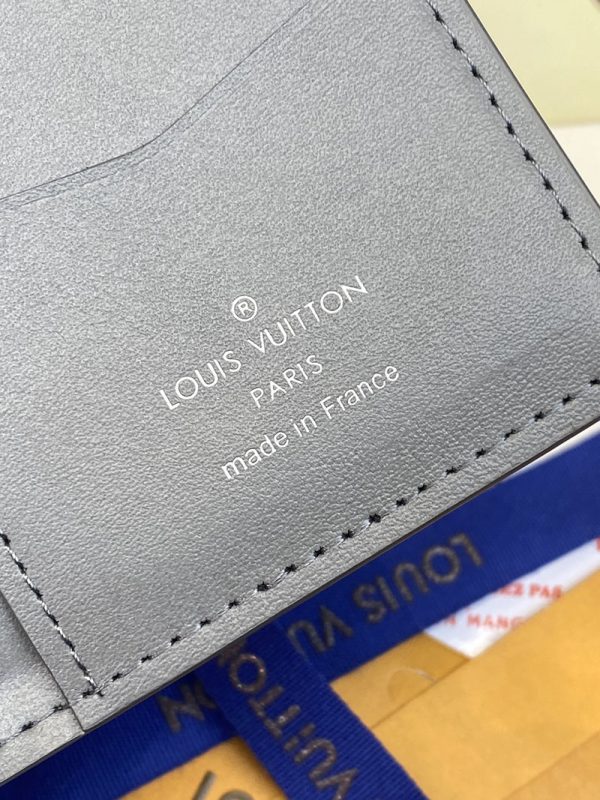 LOUIS VUITTON カードケース M81382 モノグラム・シャドウレザー グレー GRIS ANTHRACITE 超N品 - 画像 (4)