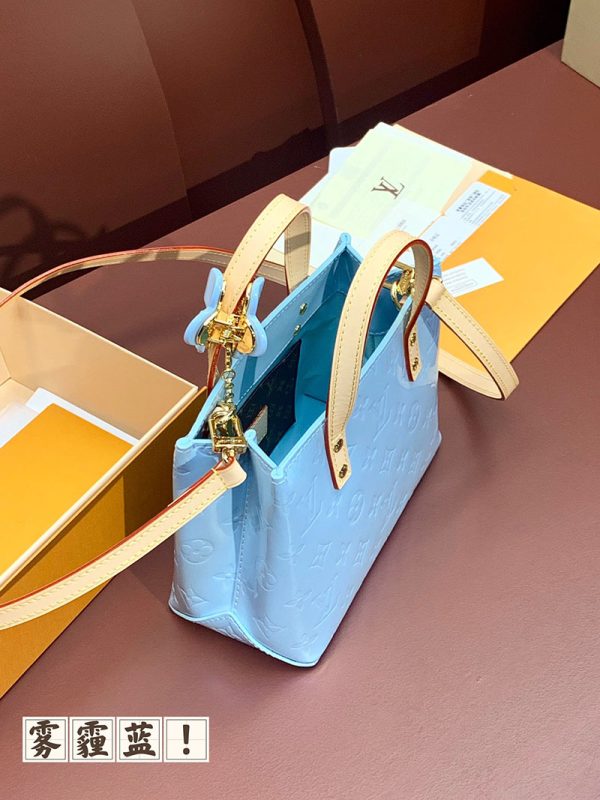 LOUIS VUITTON ヴェルニ LVリミックス リード PM スカイ M24144 レディース モノグラムヴェルニ トートバッグ 超N品 - 画像 (8)