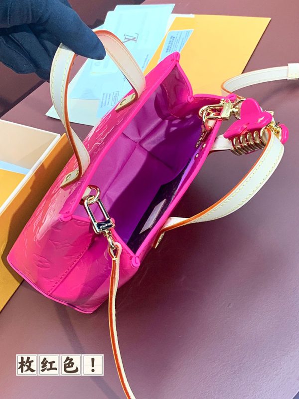LOUIS VUITTON ヴェルニ LVリミックス リード PM ネオンピンク M24028 レディース モノグラムヴェルニ トートバッグ 超N品 - 画像 (6)