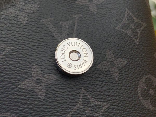 LOUIS VUITTON モノグラム エクリプス エンベロップ ポーチ M11613 メンズ ショルダーバッグ 超N品 - 画像 (3)