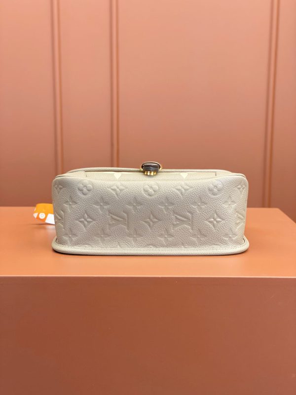 逸品 ルイヴィトン ショルダーバッグ クラッチバッグ モノグラムアンプラント ディアヌ 2WAY M46583 LOUIS VUITTON - 画像 (2)