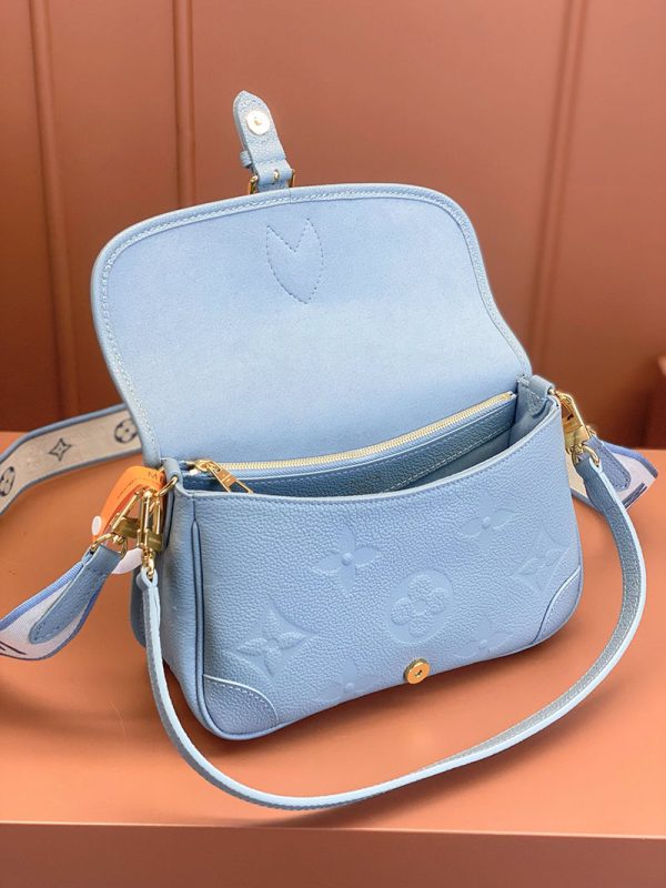 逸品 ルイヴィトン M46846 ディアヌ NM PM ショルダー オランプ ブルー LOUIS VUITTON ルイヴィトン ショルダーバッグ 人気 - 画像 (7)