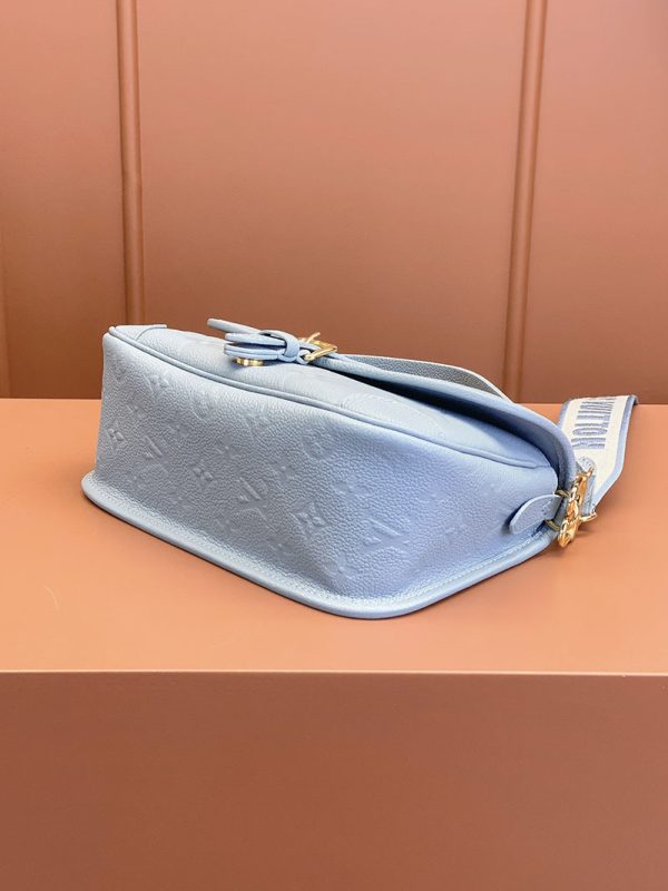 逸品 ルイヴィトン M46846 ディアヌ NM PM ショルダー オランプ ブルー LOUIS VUITTON ルイヴィトン ショルダーバッグ 人気 - 画像 (5)