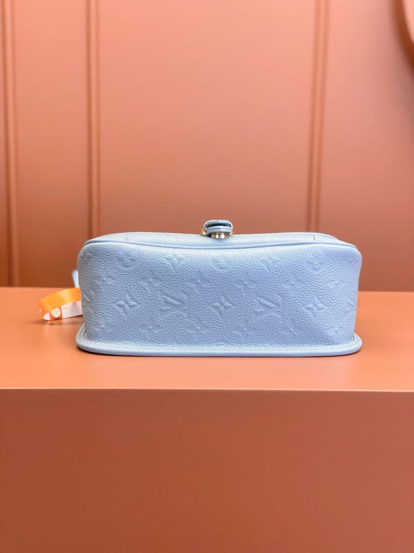 逸品 ルイヴィトン M46846 ディアヌ NM PM ショルダー オランプ ブルー LOUIS VUITTON ルイヴィトン ショルダーバッグ 人気 - 画像 (2)
