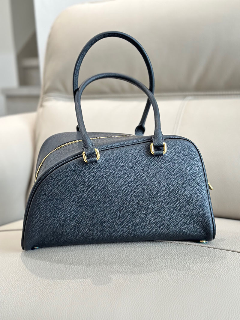 Burberry バーバリー スモール シールド ツイン ボウリングバッグ 81048291 ブラック 超N品 レディース バーバリー バッグ - 画像 (8)