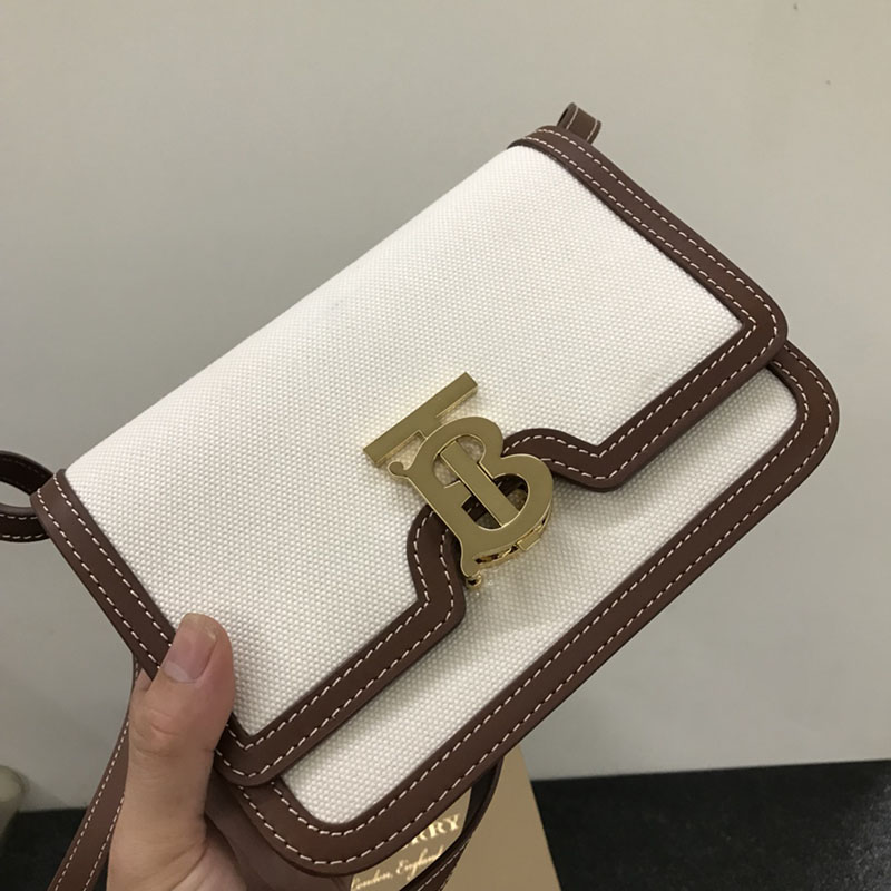 バーバリー カバン 2WAYバッグ クラッチバッグ TB 斜め掛け ショルダーバッグ 2521564 超N品 レディース バーバリー ショルダーバッグ 人気 - 画像 (5)