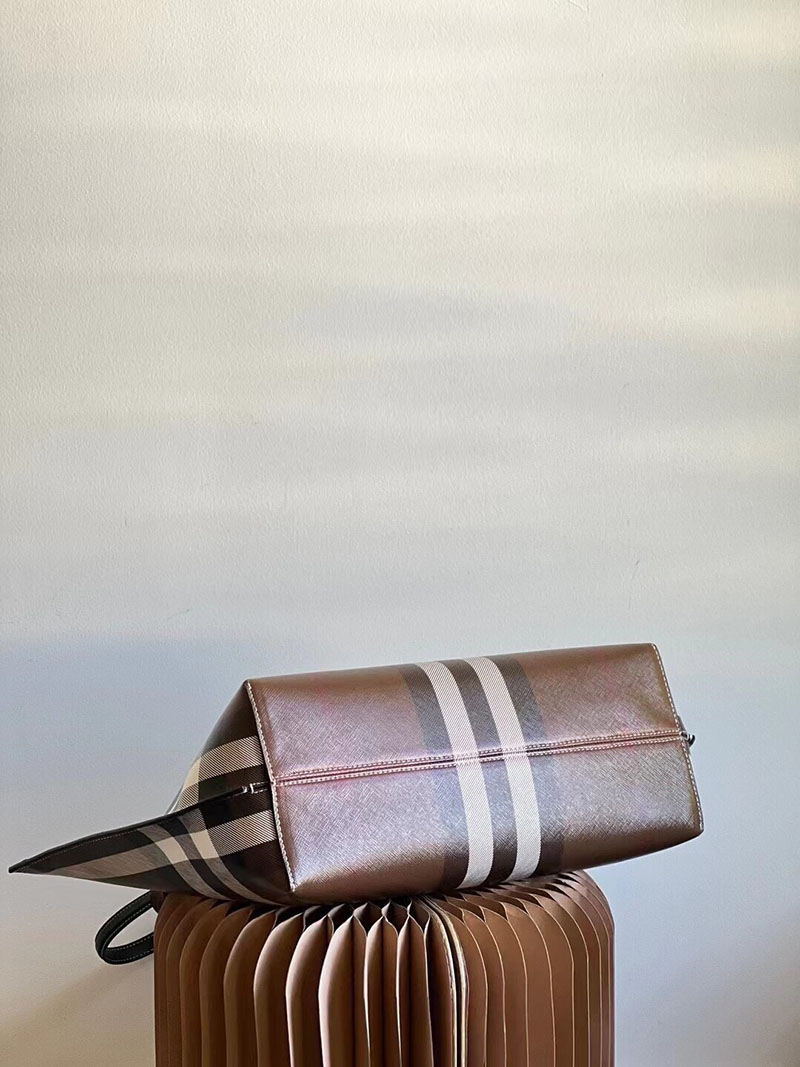 Burberry バーバリー ミディアム チェックトートバッグ 81122311 ダークバーチブラウン 超N品 バーバリー トートバッグ - 画像 (4)