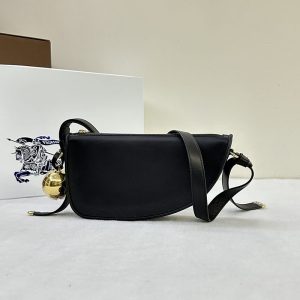 レディース バーバリー バッグ 斜めがけ