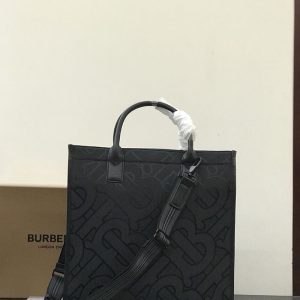 バーバリー トートバッグ メンズ ビジネス