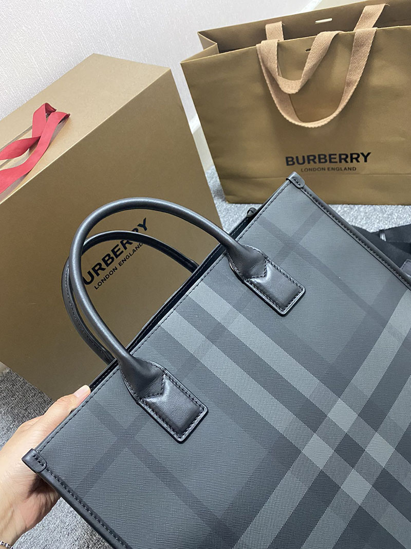Burberry バーバリー スリム ヴァーティカル デニートート 80629511 チャコール バーバリー トートバッグ メンズ ビジネス - 画像 (8)