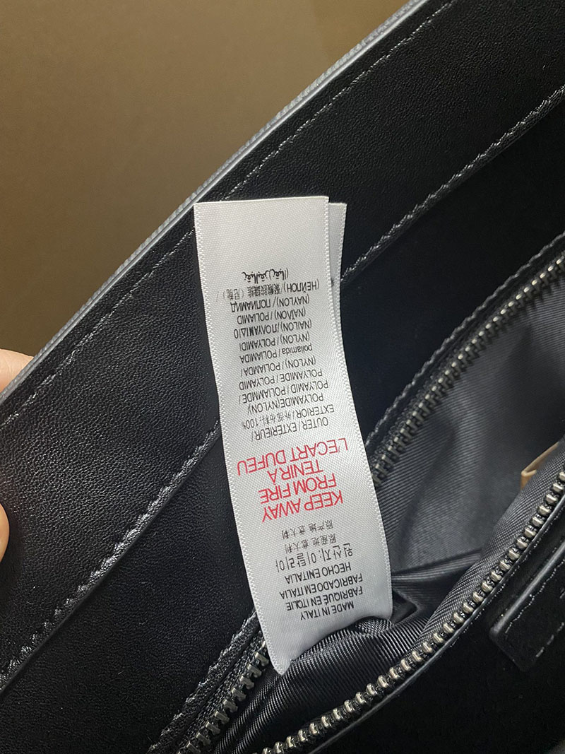 Burberry バーバリー スリム ヴァーティカル デニートート 80629511 チャコール バーバリー トートバッグ メンズ ビジネス - 画像 (3)