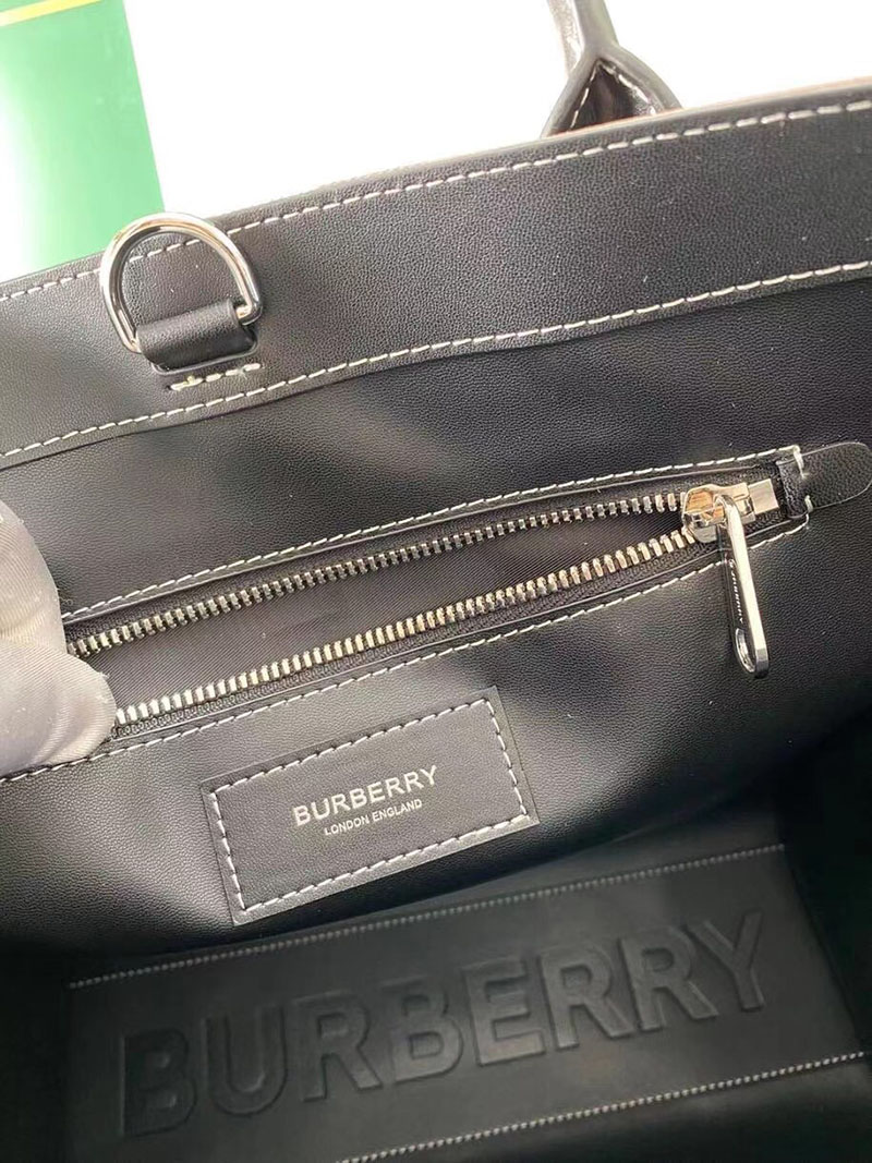 Burberry バーバリー スリム ヴァーティカル デニートート 80644451 ダークバーチブラウン バーバリー トートバッグ メンズ ビジネス - 画像 (3)