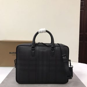 バーバリー バッグ メンズ ビジネス