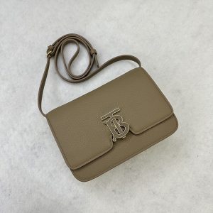 バーバリー バッグ 激安