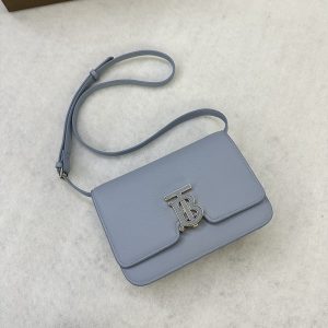 バーバリー バッグ 激安