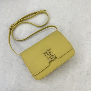 バーバリー バッグ 激安