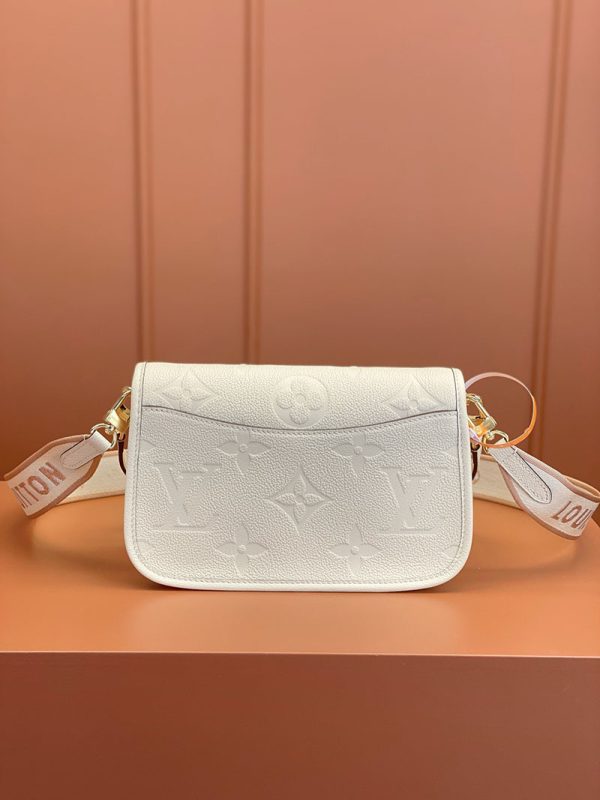 逸品 ルイヴィトン M46388 ディアヌ ショルダーバッグ クリームベージュ LOUIS VUITTON ルイヴィトン ショルダーバッグ 人気 - 画像 (3)