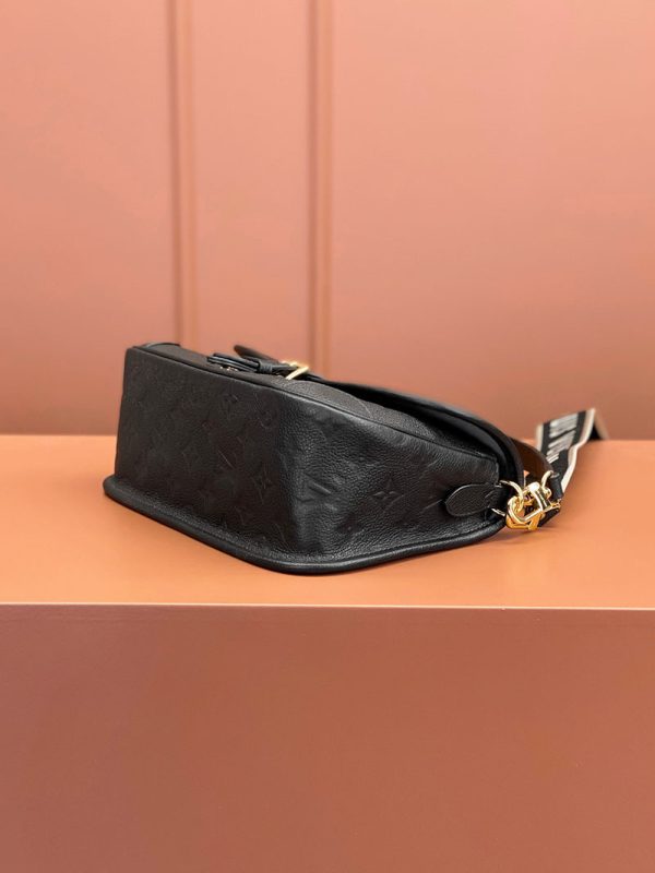 逸品 ルイヴィトン M46386 ディアヌ ショルダーバッグ ブラック LOUIS VUITTON ルイヴィトン ショルダーバッグ 人気 - 画像 (7)