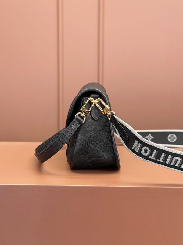 逸品 ルイヴィトン M46386 ディアヌ ショルダーバッグ ブラック LOUIS VUITTON ルイヴィトン ショルダーバッグ 人気 - 画像 (4)