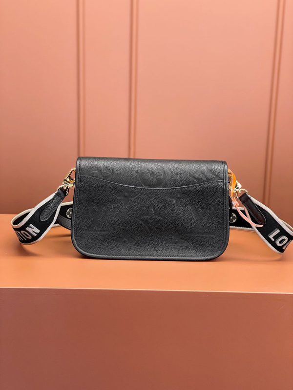 逸品 ルイヴィトン M46386 ディアヌ ショルダーバッグ ブラック LOUIS VUITTON ルイヴィトン ショルダーバッグ 人気 - 画像 (3)