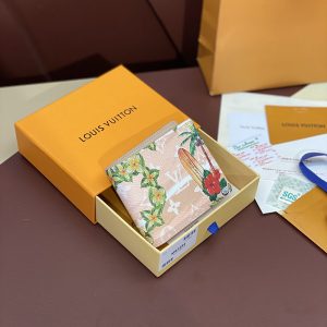 ルイヴィトン 財布 二つ折り 小銭入れあり