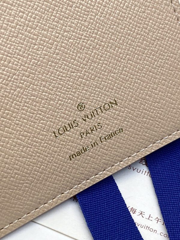 LOUIS VUITTON クーヴェルテュール パスポール NM lv301785 サンド 超N品 ヴィトン カードケース 財布代わり - 画像 (2)