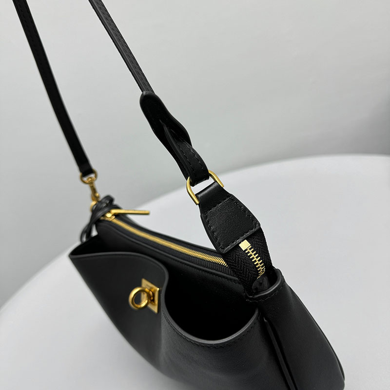 バレンシアガ アウトレット BALENCIAGA RODEO MINI ロデオ ミニ 7954562AA4V1000 ブラック カーフスキン バレンシアガ バッグ アウトレット - 画像 (5)