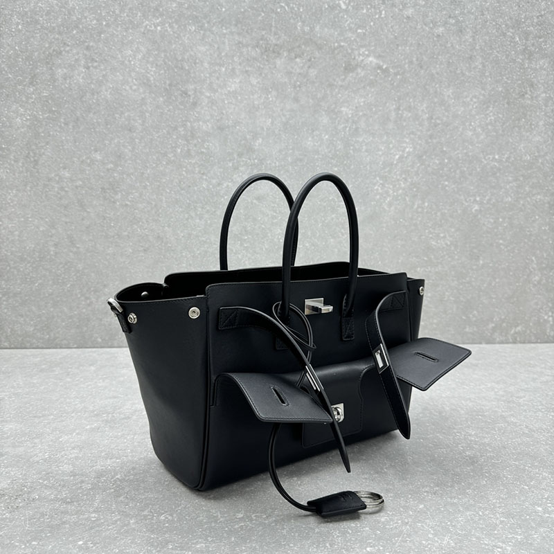 バレンシアガ アウトレット BALENCIAGA Bel Air キャリーオールバッグ スモール 8356892ABAW1000 ブラック カーフスキン バレンシアガ バッグ アウトレット - 画像 (9)