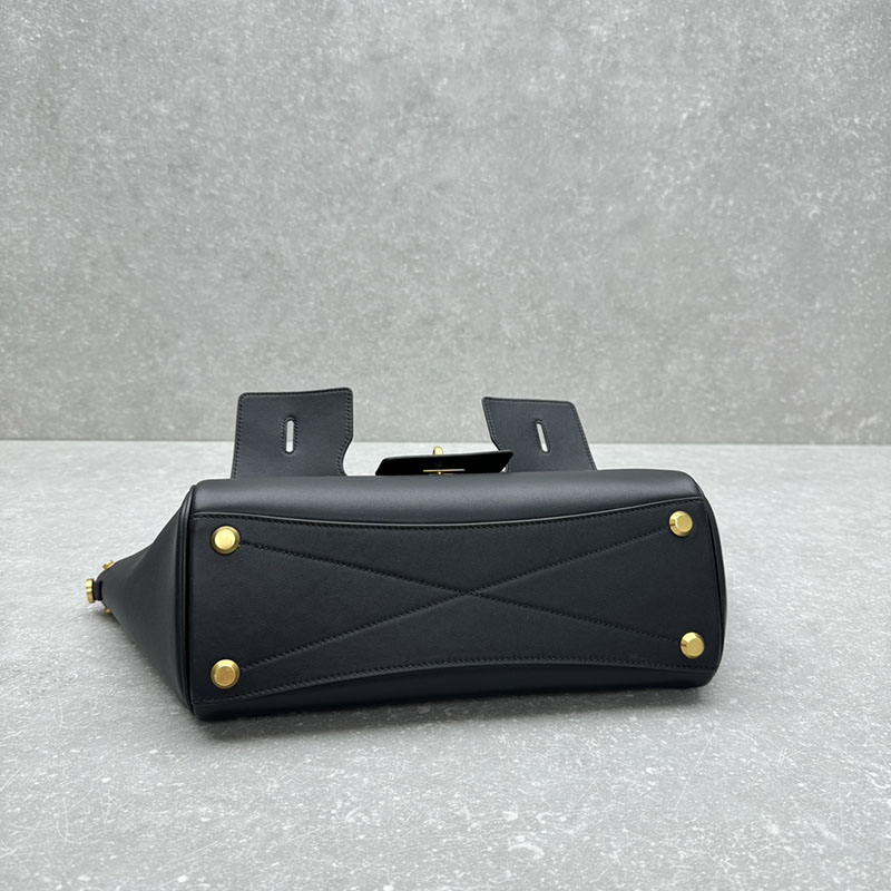 バレンシアガ アウトレット BALENCIAGA Bel Air キャリーオールバッグ スモール 8125452ABAV1000 ブラック カーフスキン バレンシアガ バッグ アウトレット - 画像 (7)