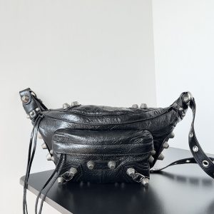 バレンシアガ バッグ アウトレット