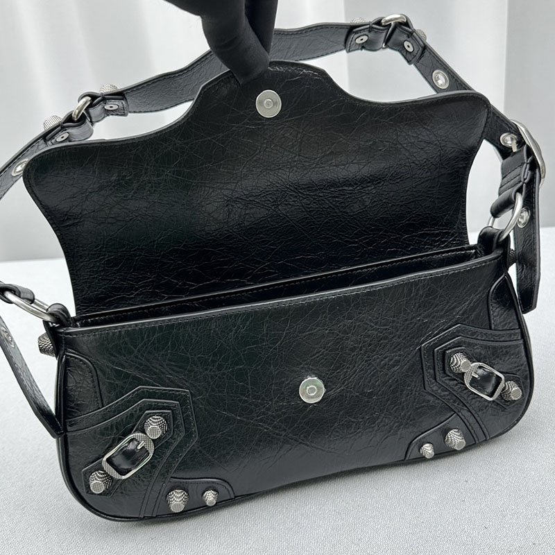 バレンシアガ アウトレット BALENCIAGA LE CAGOLE S スリング ショルダーバッグ 7716401VG9Y1000 ブラック ラムスキン バレンシアガ バッグ アウトレット - 画像 (5)