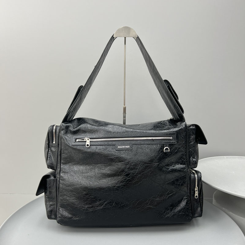 バレンシアガ アウトレット BALENCIAGA Superbusy ラージ スリングバッグ 702168210C81000 ブラック ラムスキン バレンシアガバッグ メンズ - 画像 (8)