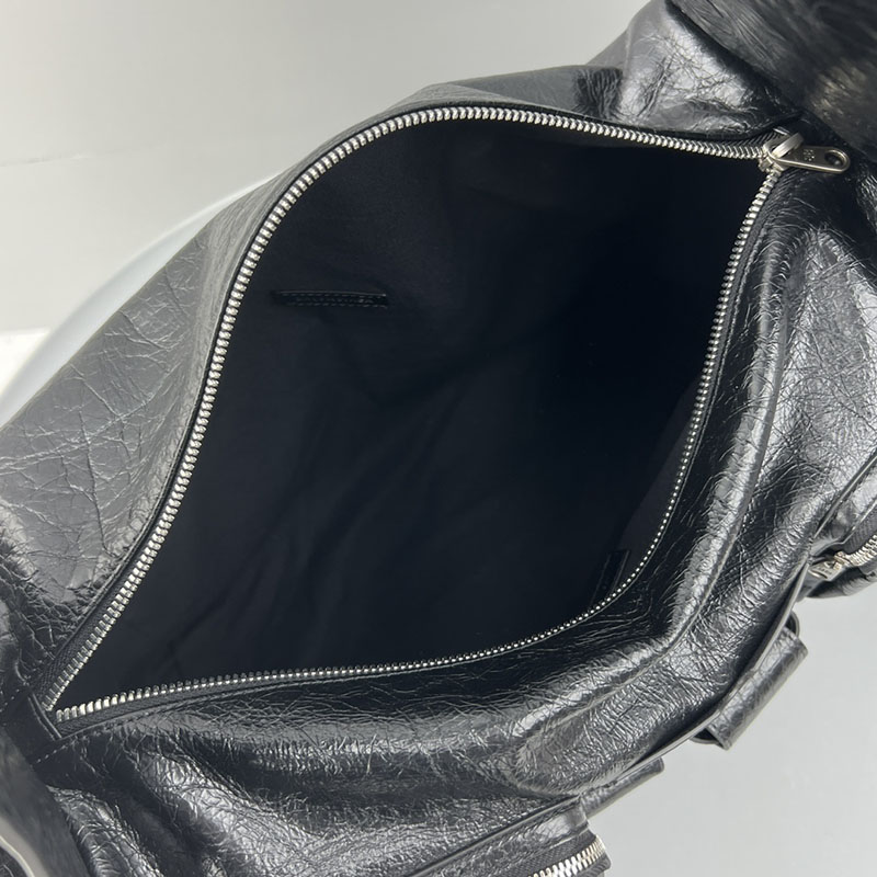バレンシアガ アウトレット BALENCIAGA Superbusy ラージ スリングバッグ 702168210C81000 ブラック ラムスキン バレンシアガバッグ メンズ - 画像 (3)