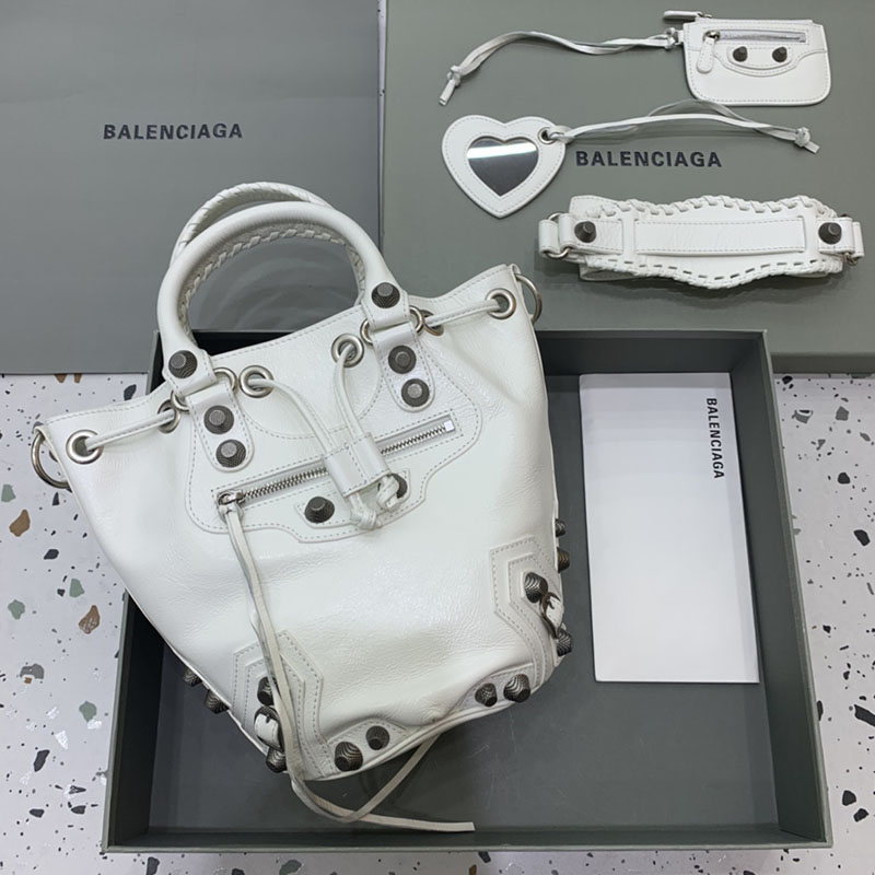 バレンシアガ アウトレット BALENCIAGA ルカゴールXS バゲットバッグ 7024321VG9Y9104 ホワイト ラムスキン バレンシアガ バッグ アウトレット - 画像 (7)