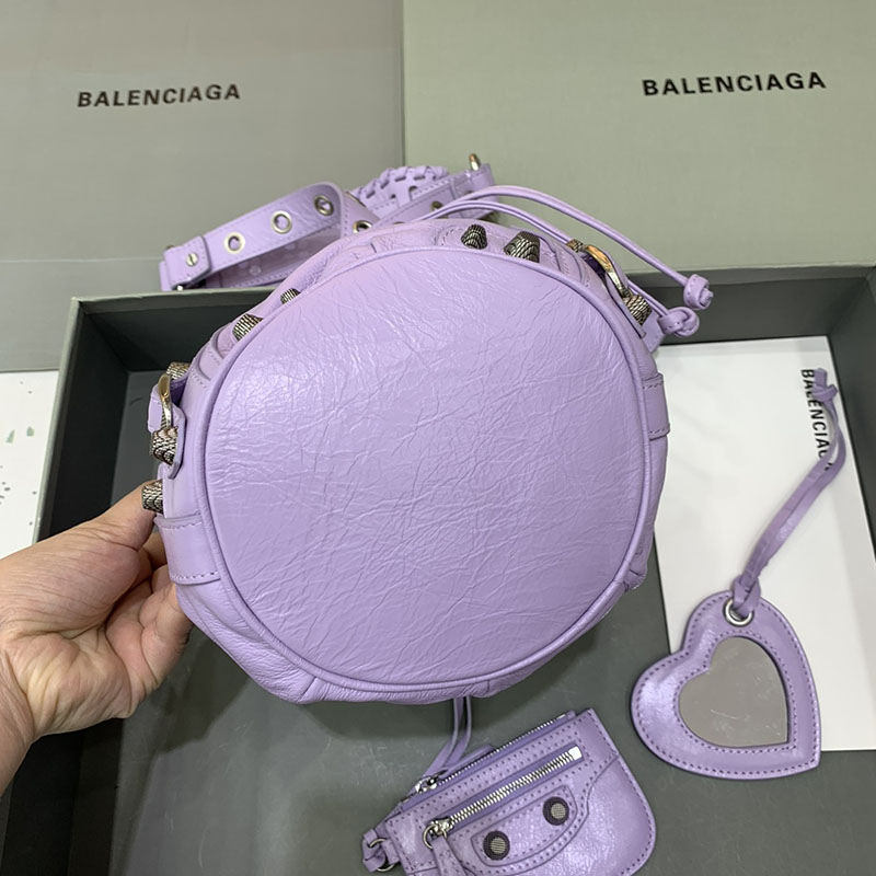 バレンシアガ アウトレット BALENCIAGA LE CAGOLE XSバケットBAG 7024311VG9Y5306 ライトパープル ラムスキン バレンシアガ バッグ アウトレット - 画像 (6)