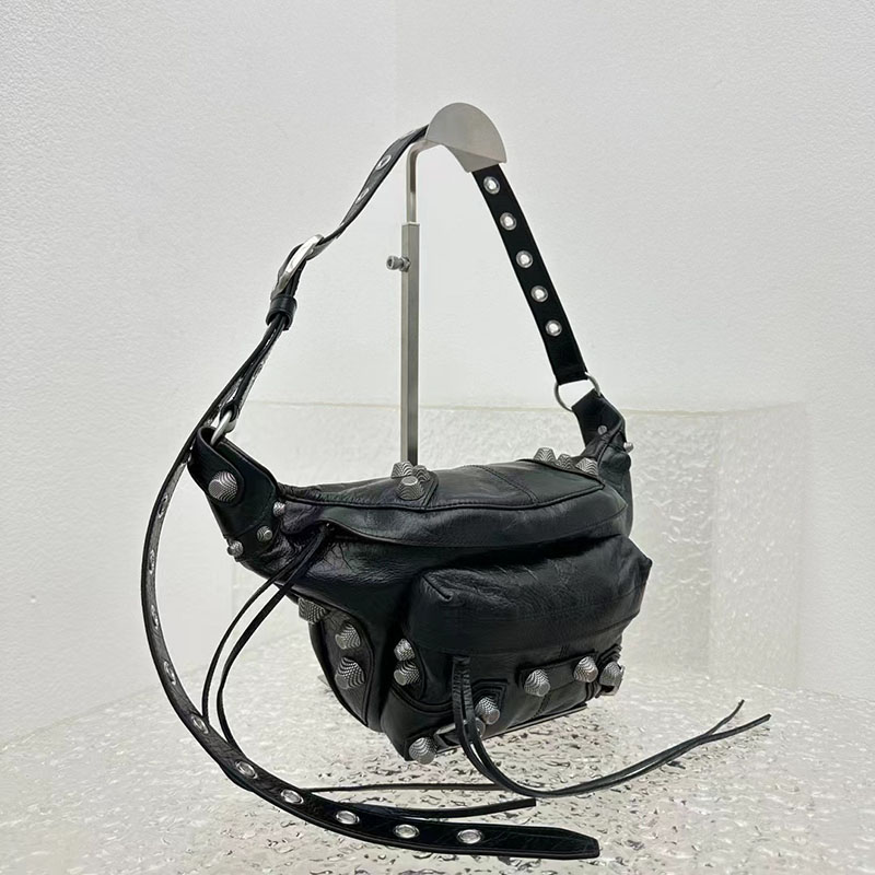 バレンシアガ アウトレット BALENCIAGA Le Cagole ベルトパック ミディアム 742014210KR1000 ブラック ラムスキン バレンシアガ ボディバッグ 芸能人 - 画像 (7)