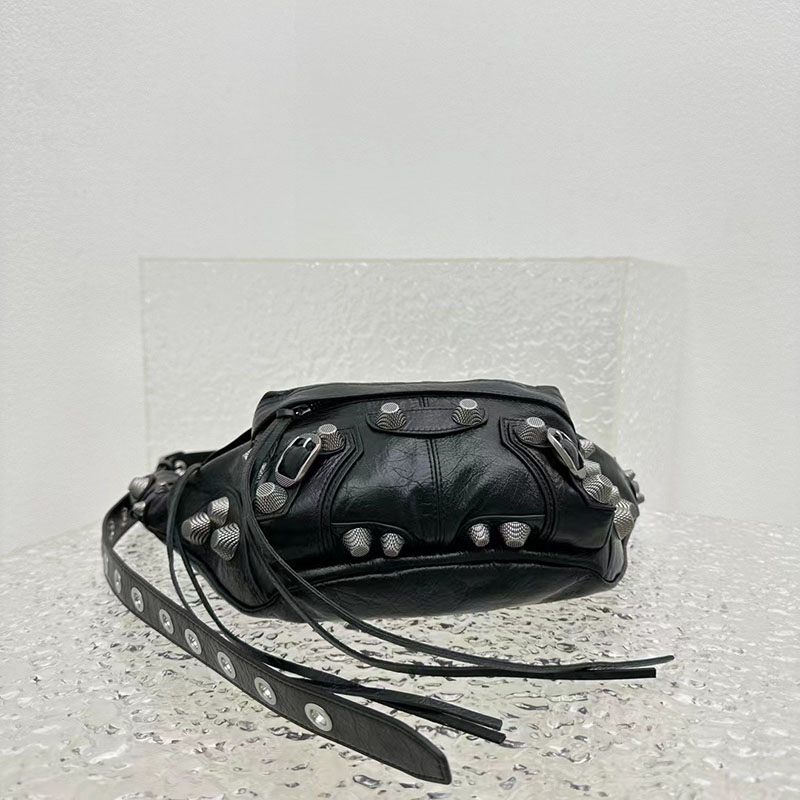 バレンシアガ アウトレット BALENCIAGA Le Cagole ベルトパック ミディアム 742014210KR1000 ブラック ラムスキン バレンシアガ ボディバッグ 芸能人 - 画像 (5)