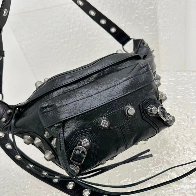 バレンシアガ アウトレット BALENCIAGA Le Cagole ベルトパック ミディアム 742014210KR1000 ブラック ラムスキン バレンシアガ ボディバッグ 芸能人 - 画像 (4)