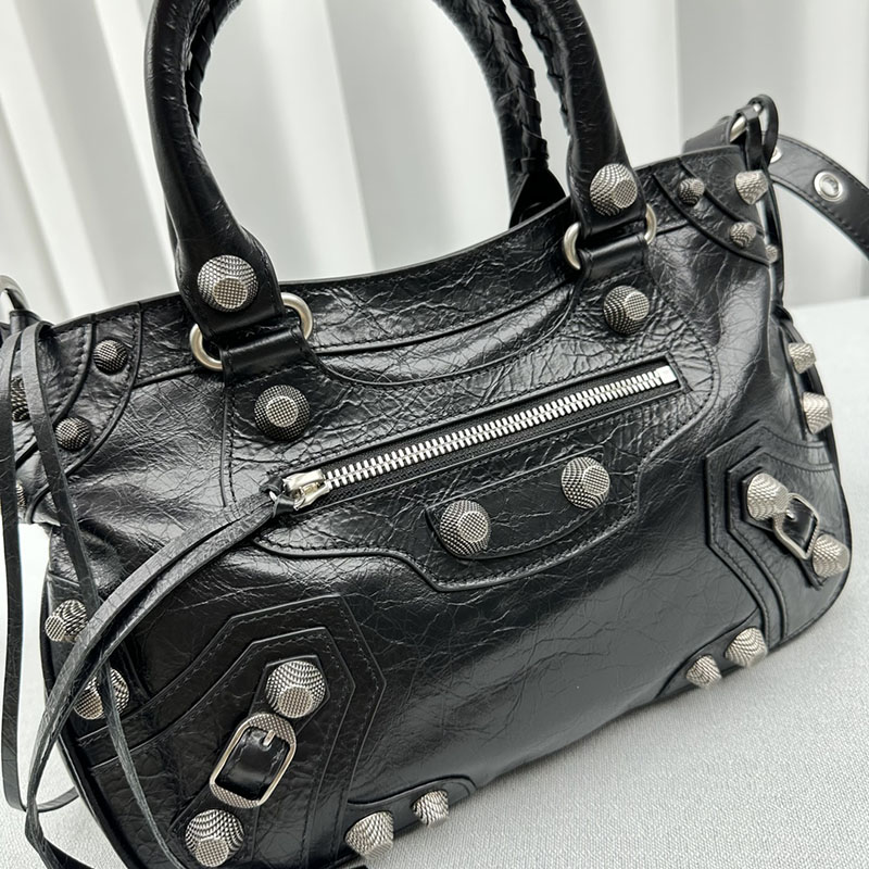 バレンシアガ アウトレット BALENCIAGA NEO CAGOLE XS クリスタル 751523210BK1000 ブラック ラムスキン バレンシアガ シティ 芸能人 - 画像 (6)