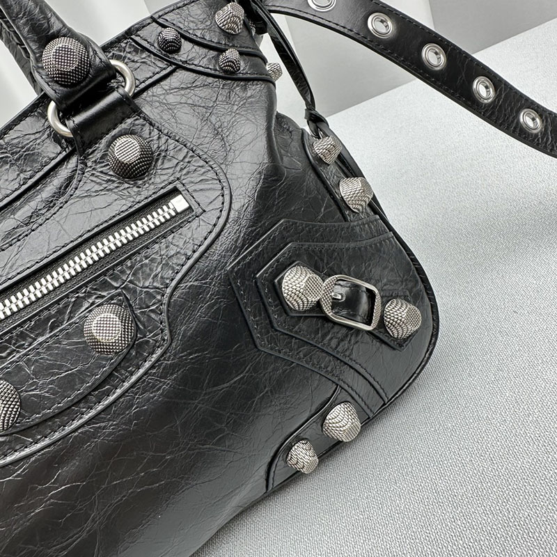 バレンシアガ アウトレット BALENCIAGA NEO CAGOLE XS クリスタル 751523210BK1000 ブラック ラムスキン バレンシアガ シティ 芸能人 - 画像 (5)