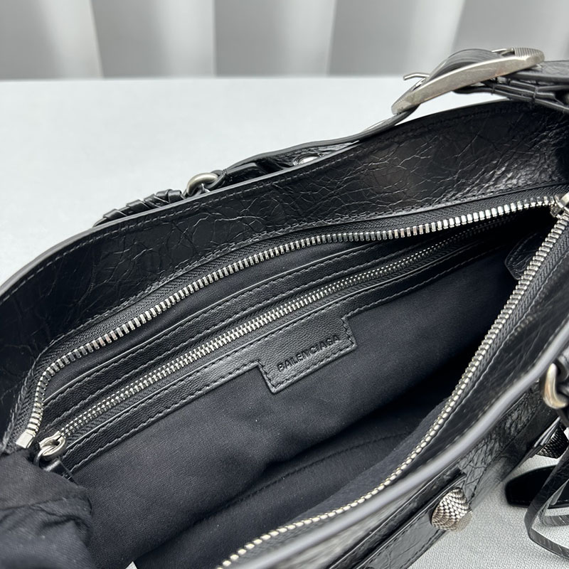 バレンシアガ アウトレット BALENCIAGA NEO CAGOLE XS クリスタル 751523210BK1000 ブラック ラムスキン バレンシアガ シティ 芸能人 - 画像 (4)