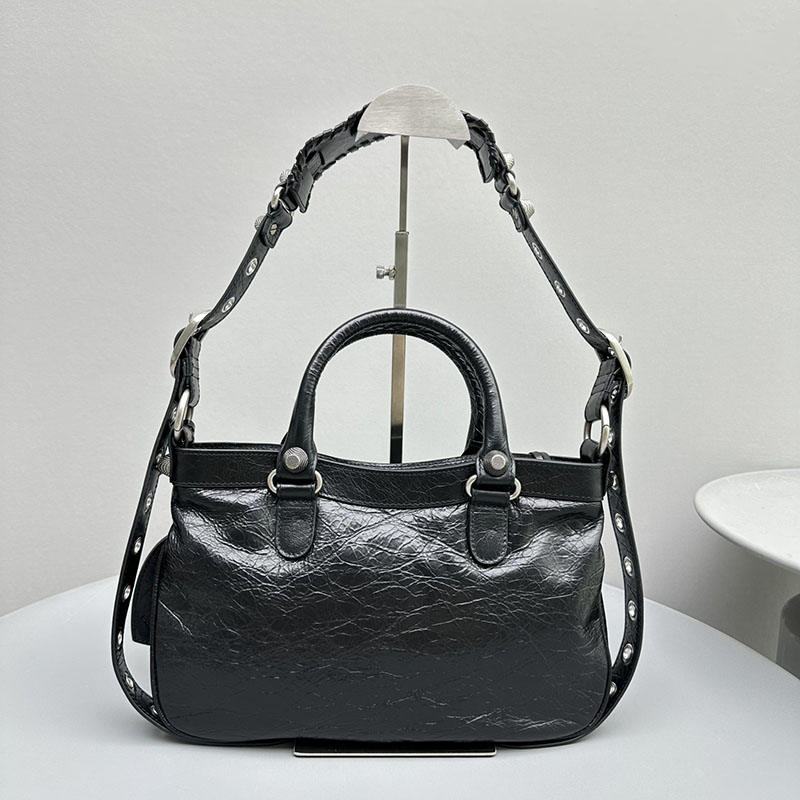 バレンシアガ アウトレット BALENCIAGA NEO CAGOLE XS シティ 700940210BK1000 ブラック ラムスキン バレンシアガ シティバッグ - 画像 (8)