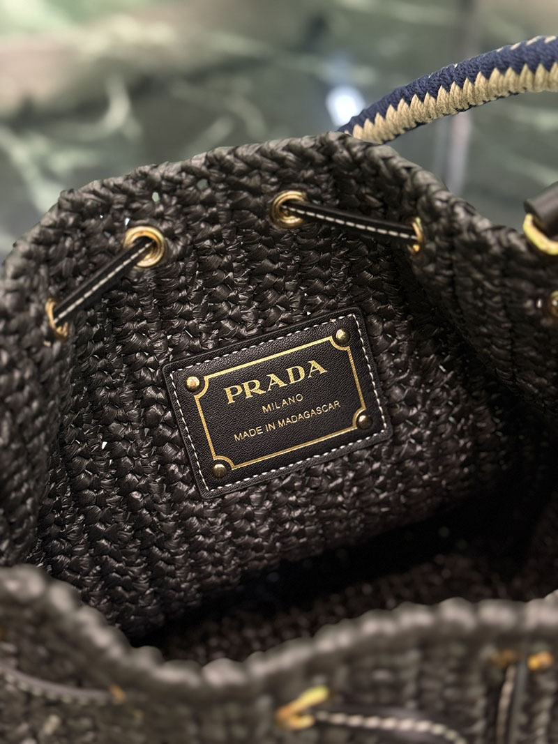 プラダ アウトレット PRADA クロシェ ミニ バケットバッグ 1BE068_2MHA_F0002_V_OVZ ブラック ビスコース プラダ バッグ アウトレット - 画像 (2)