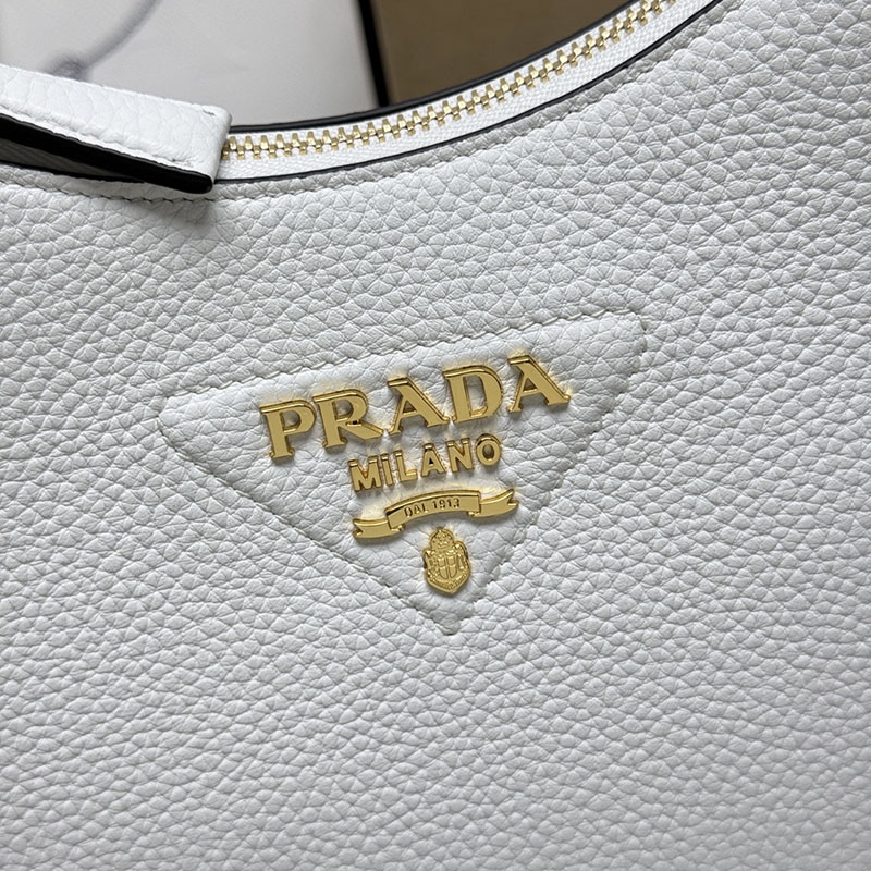 プラダ アウトレット PRADA ソフトレザー トライアングル ロゴメタル 斜め掛け 1BH193 2DKV F097W ビアンコ H品 プラダ 斜めがけバッグ レディース - 画像 (6)