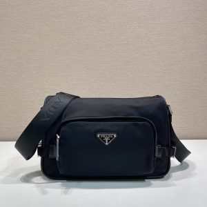 プラダ メンズバッグ アウトレット