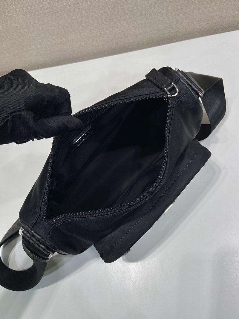 プラダ アウトレット PRADA ミディアム Re-Nylon xサフィアーノレザー 2VH192_2DMG_F0002_V_OOO ブラック H品 プラダ メンズバッグ アウトレット - 画像 (3)